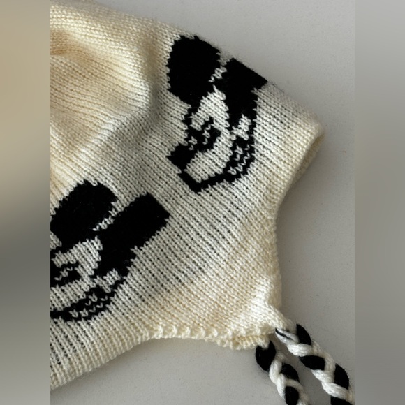 Disney Mickey Mouse Knit Hat Kids Size 2 3 - Picture 2 of 9